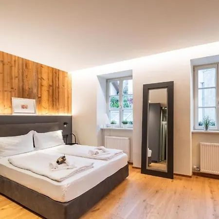 아파트 Heart Of *